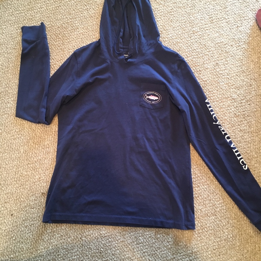 Long sleeve hooded shirt